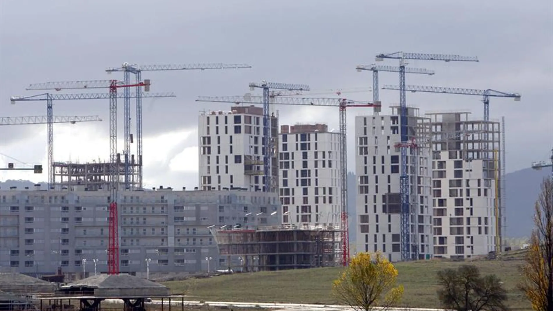 Inmuebles en construcción en Madrid. Inmuebles en construcción en Madrid.