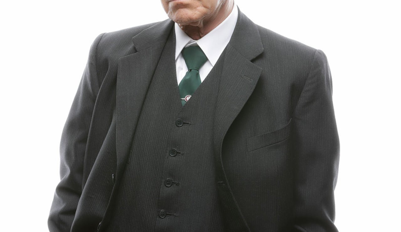 Pepe Sacristán es Don Emilio