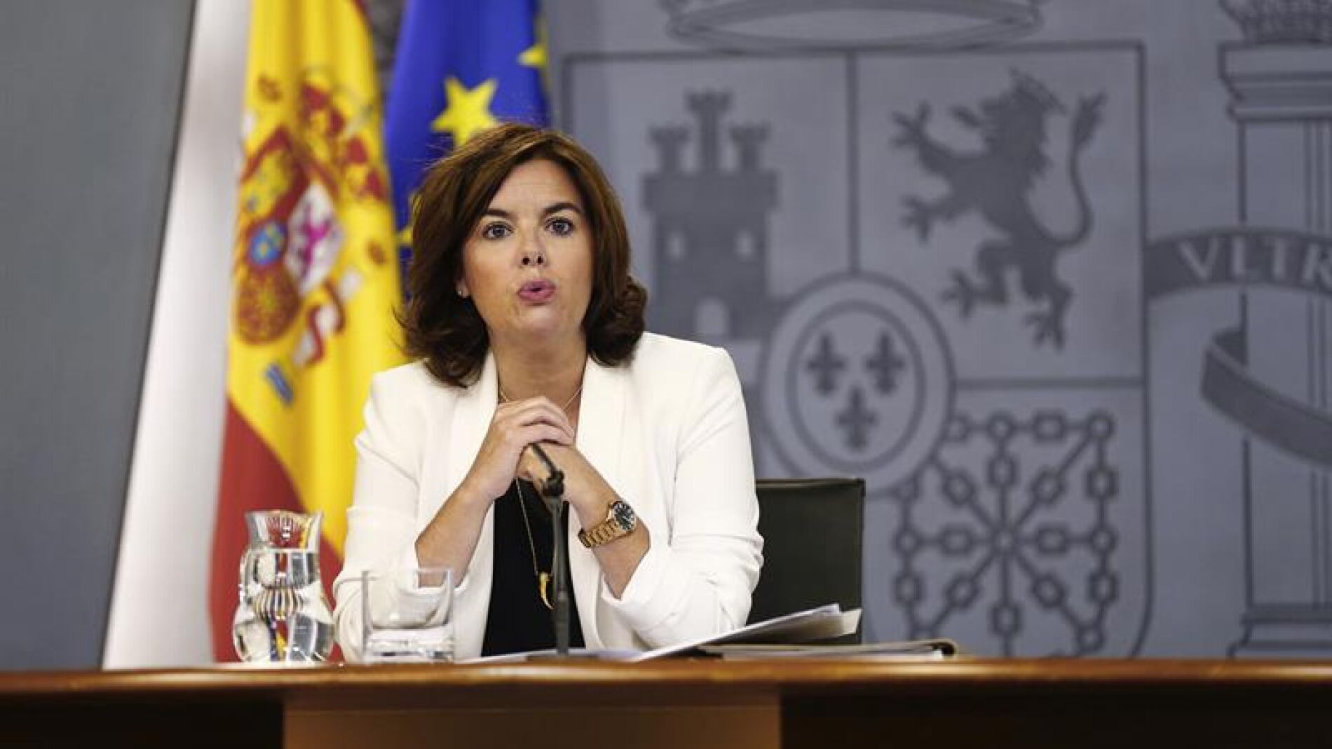 La vicepresidenta del Gobierno, Soraya S&aacute;enz de Santamar&iacute;a tras el Consejo de ministros.