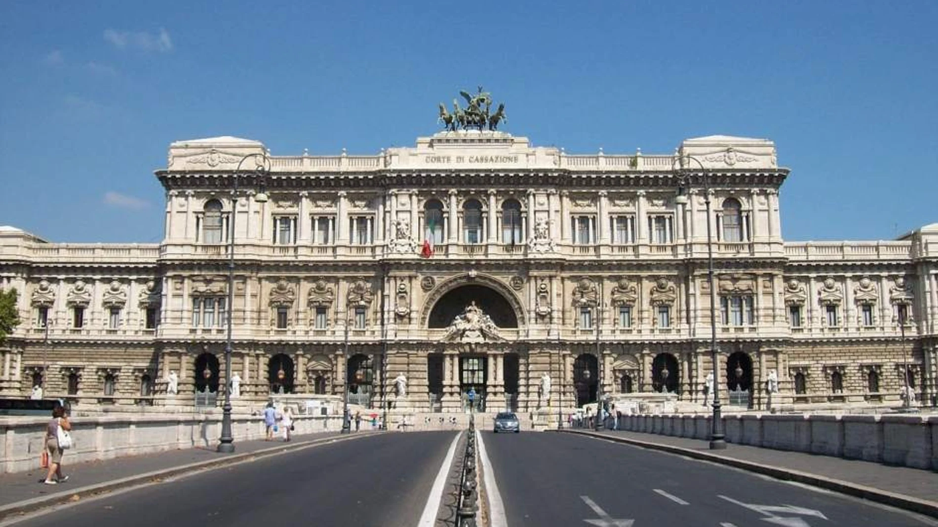 Fachada del Tribunal Supremo de Italia Fachada del Tribunal Supremo de Italia