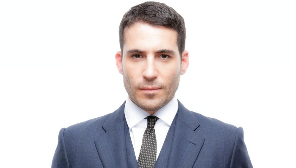 Miguel Ángel Silvestre es Alberto Márquez