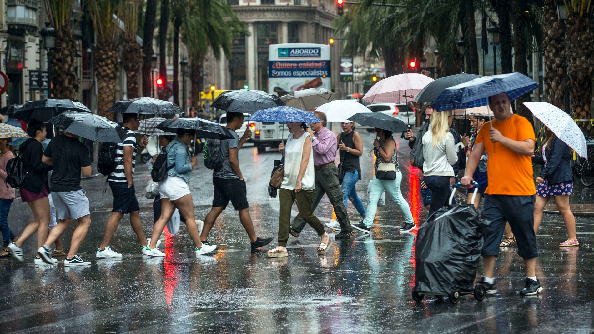 Las lluvias y las malas temperaturas llegan a la Pen&iacute;nsula.