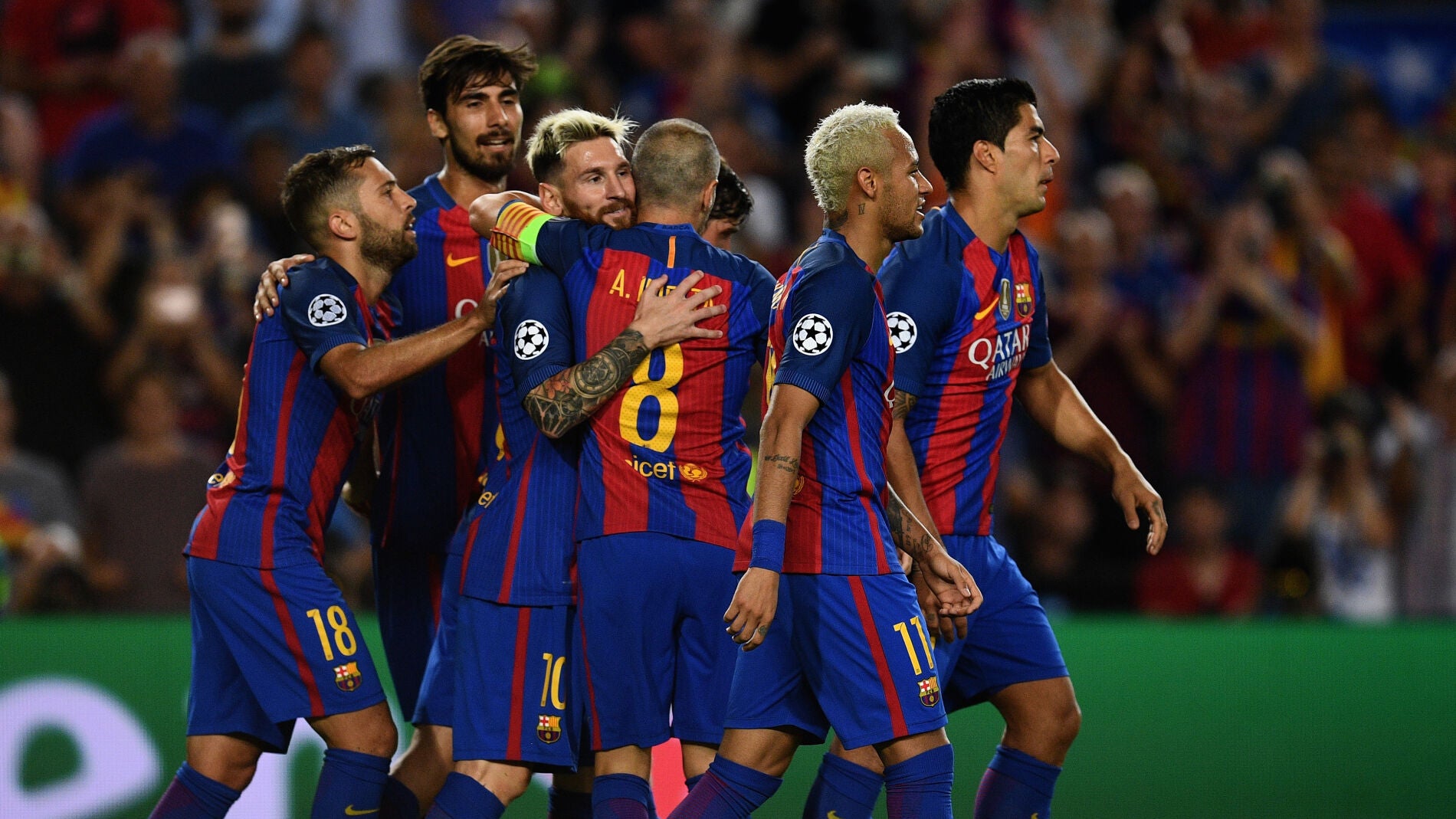 Los jugadores del Barcelona celebrando un gol