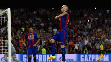 ¡Iniesta la empala al más puro estilo Stamford Bridge! 