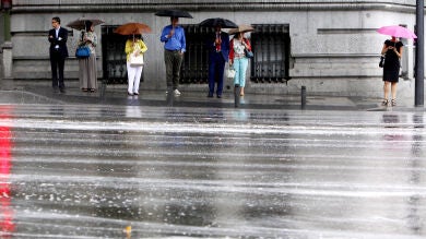 ¿Sabías que en días de lluvia eres menos sensible a los precios? Si las tiendas los subiesen esos días aumentarían sus ventas