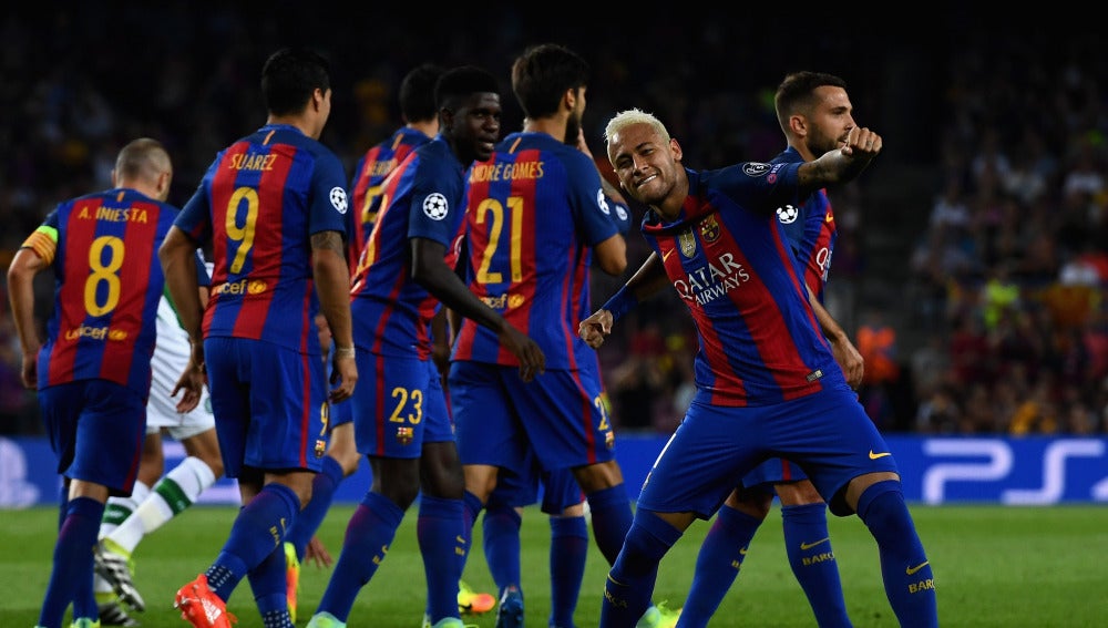 Neymar celebra su gol ante el Celtic