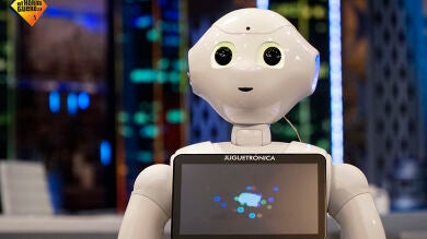 El robot José Miguel debuta en 'El Hormiguero 3.0' marcándose un baile