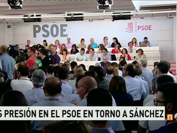 Frame 46.512449 de: Aumenta la presión sobre Pedro Sánchez dentro del PSOE