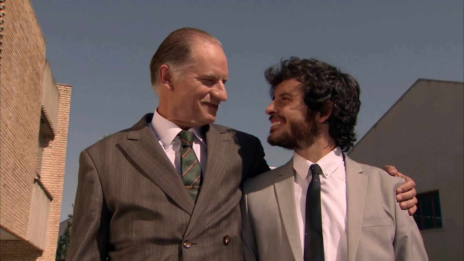 F&eacute;lix y Jaime en electrodom&eacute;sticos Novoa