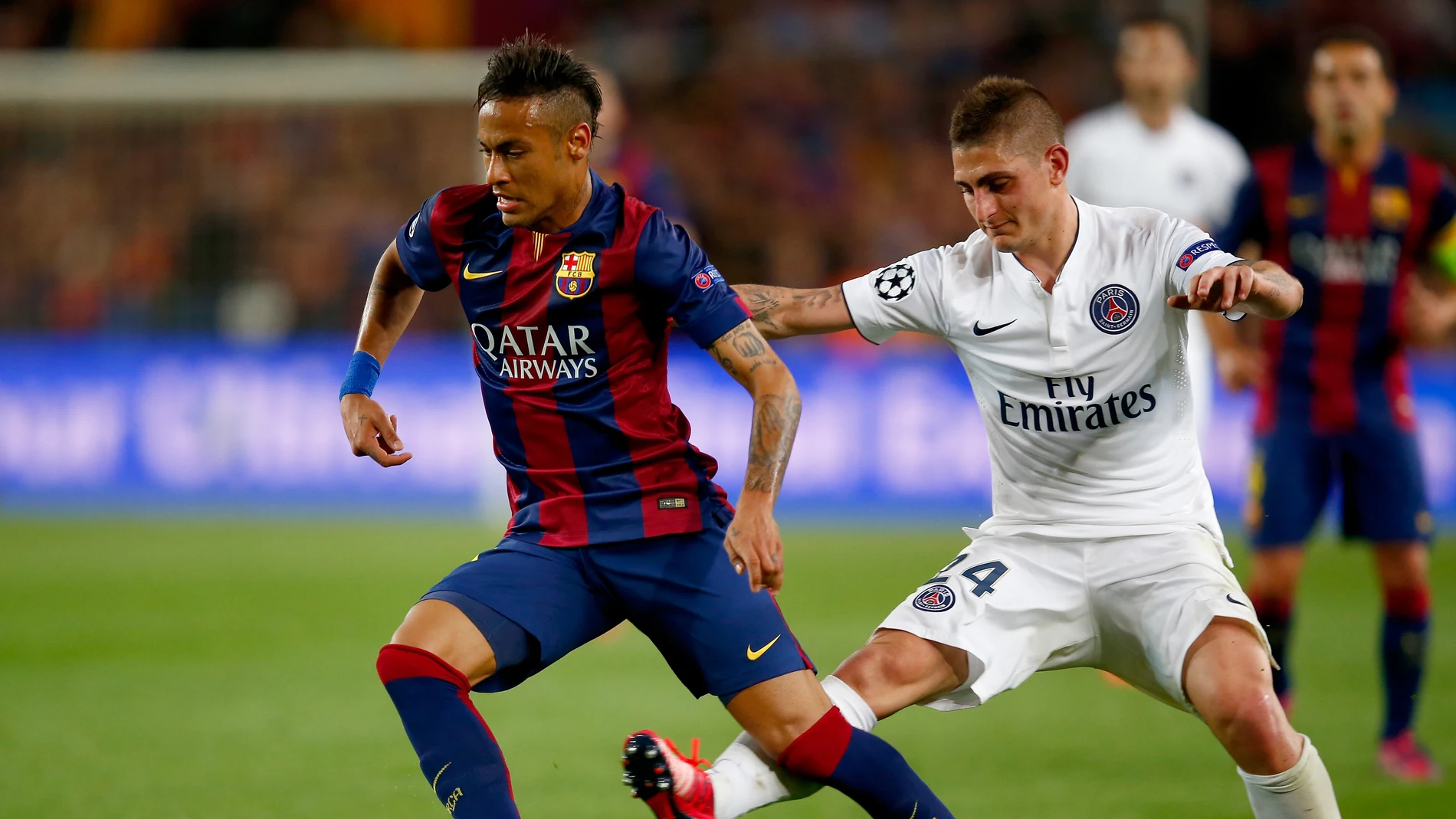 Neymar en duelo ante el PSG. Neymar en duelo ante el PSG.