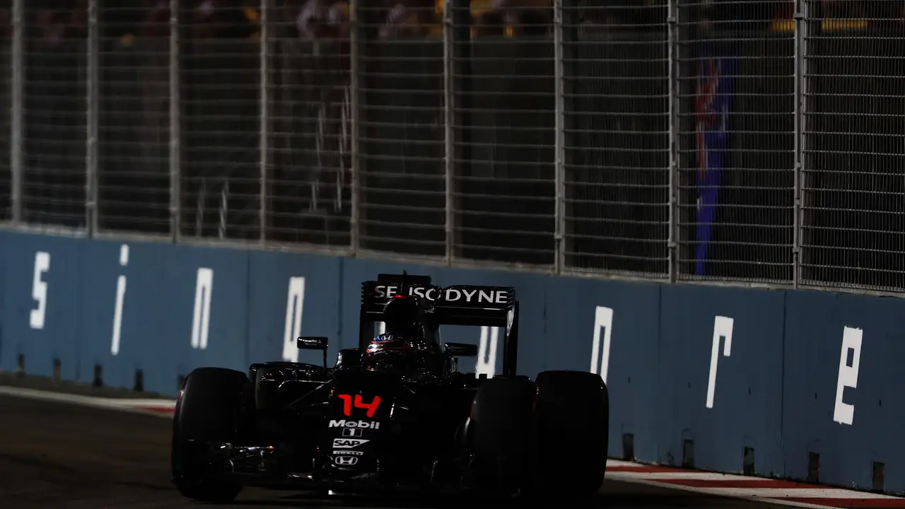 Fernando Alonso, en acción en Marina Bay