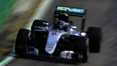 Nico Rosberg apunta a la pole tras liderar los Libres 3 de Singapur con Sainz noveno y Alonso 12º