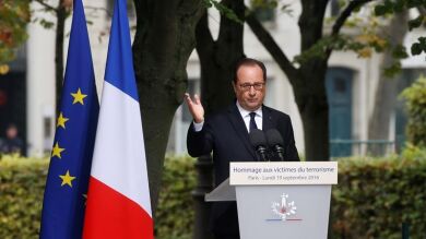 Hollande asegura que el campamento con refugiados e inmigrantes en Calais será 