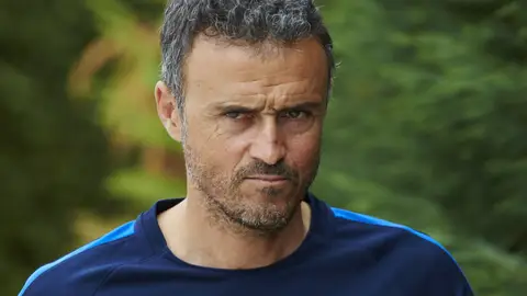 Luis Enrique, tras el entrenamiento del FC Barcelona Luis Enrique, tras el entrenamiento del FC Barcelona