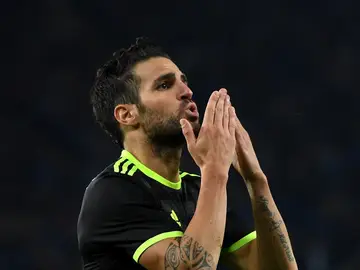 Cesc Fábregas, raja ante los medios ingleses Cesc Fábregas, raja ante los medios ingleses