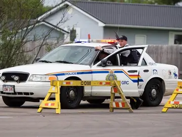 Imagen de archivo de una patrulla de la Policía de Canadá Imagen de archivo de una patrulla de la Policía de Canadá