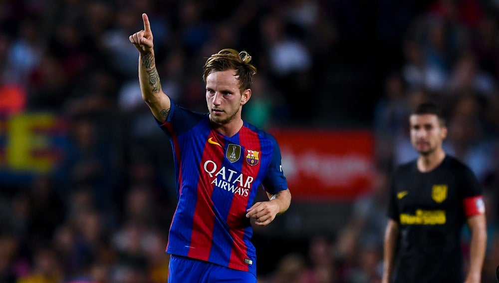 Ivan Rakitic celebra su gol contra el Atlético de Madrid
