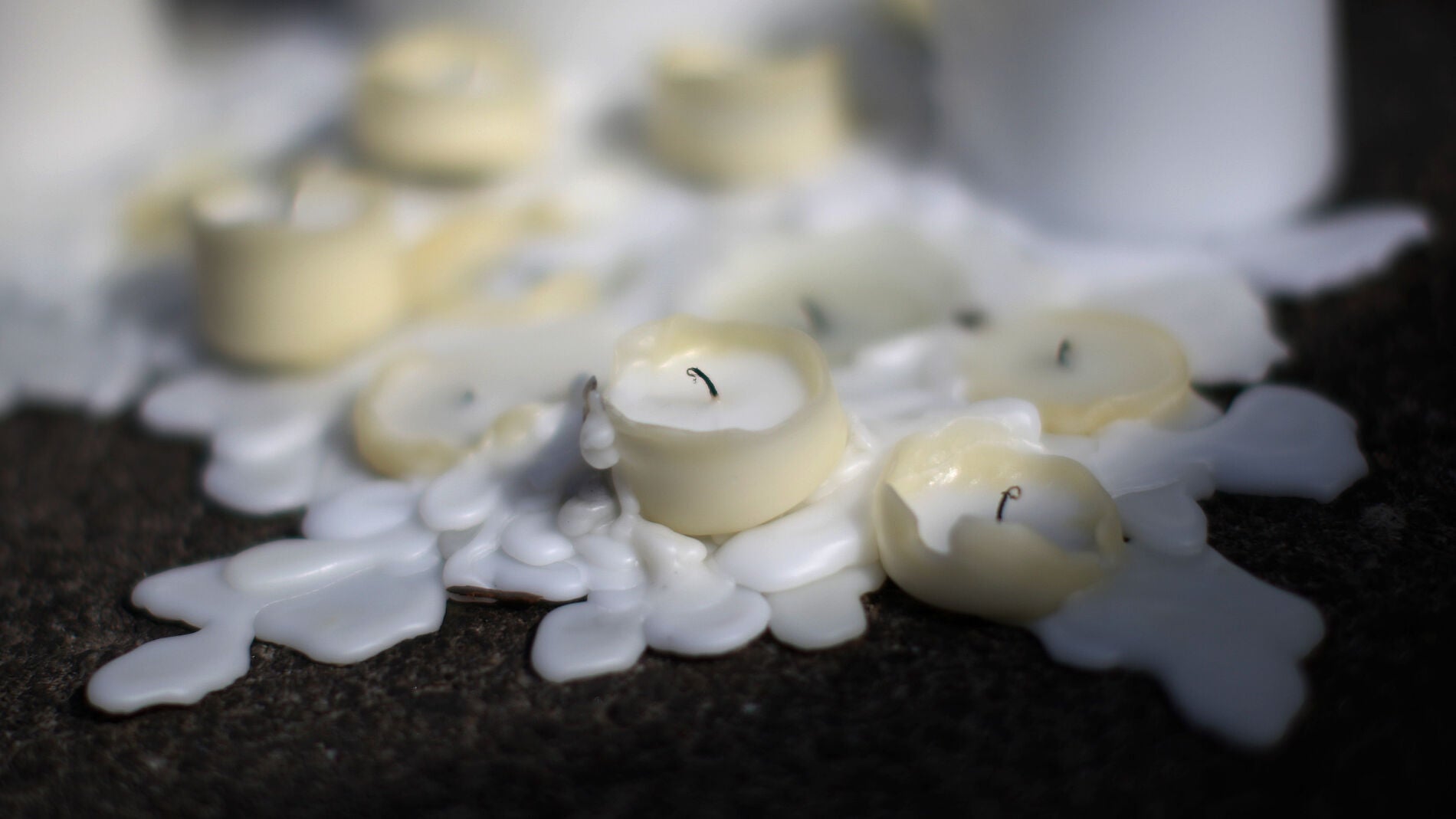 Velas para recordar a un fallecido