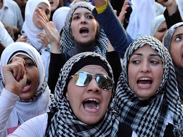 Varias mujeres se manifiestan en Egipto