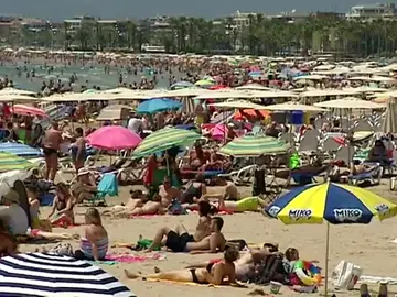 Frame 0.856963 de: El sector turístico español quiere situarse a la cabeza de los destinos inteligentes Frame 0.856963 de: El sector turístico español quiere situarse a la cabeza de los destinos inteligentes