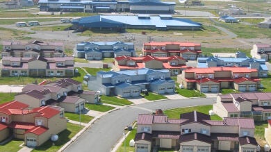 Los habitantes de un pueblo de Alaska que quedará sumergido se preparan para ser los primeros refugiados del cambio climático