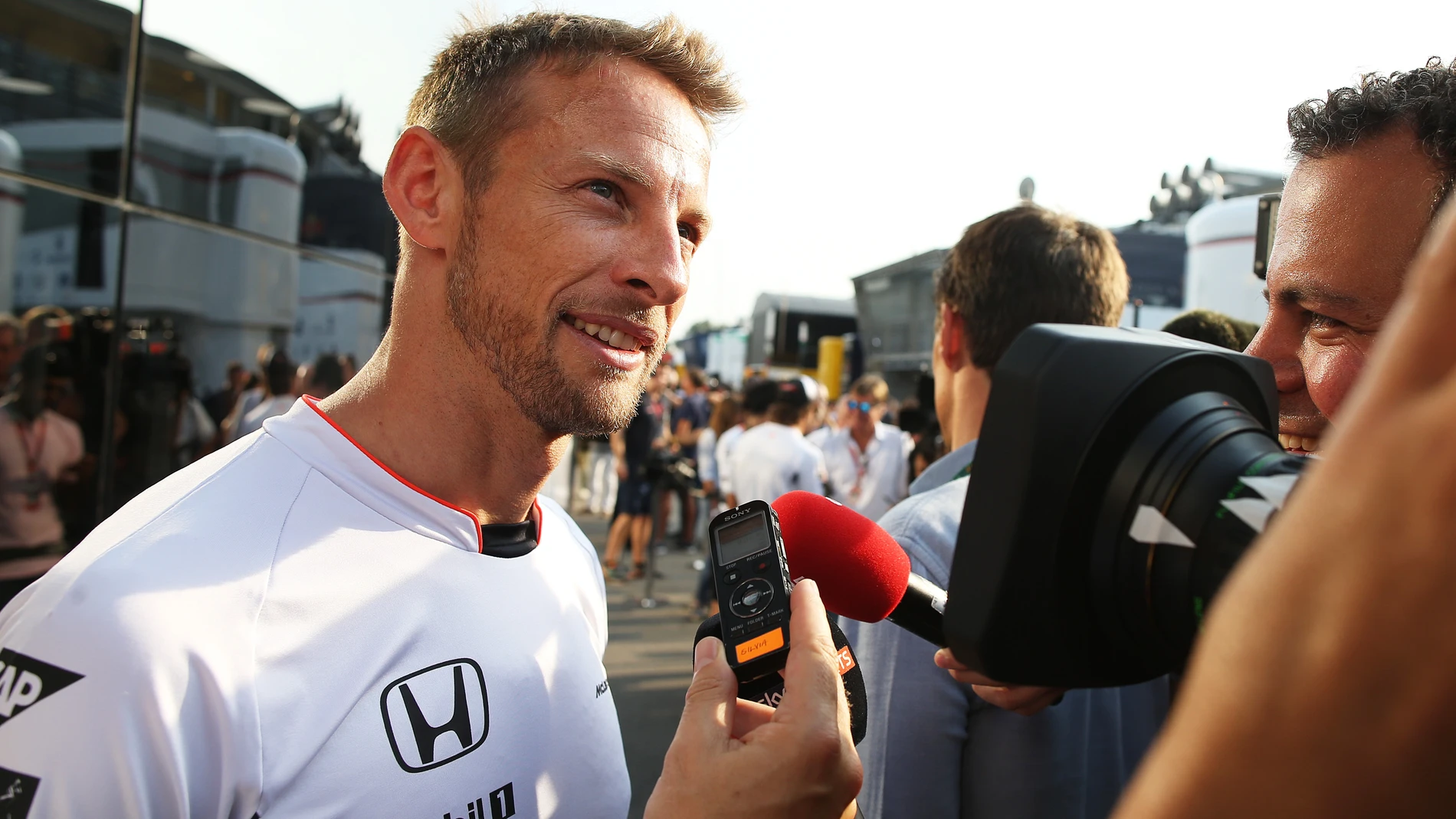 Jenson Button antes de una carrera