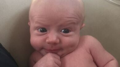 Las adorables expresiones del bebé que está causando sensación en las redes