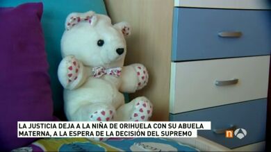 La niña huérfana por violencia machista se queda con su abuela de forma cautelar