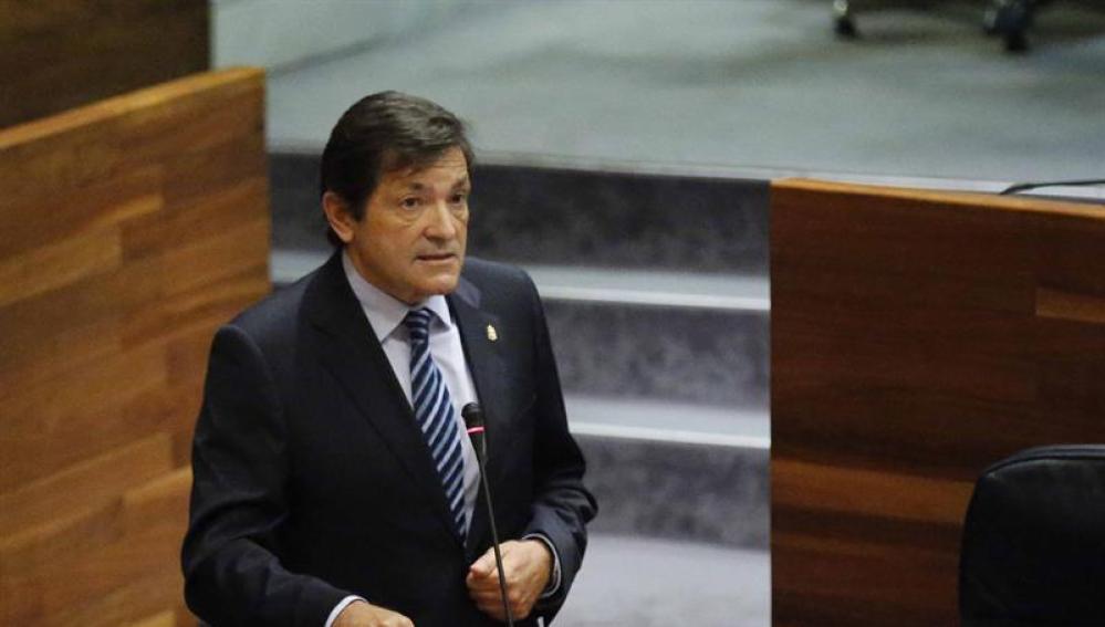 El asturiano Javier Fernández se perfila como presidente de la gestora