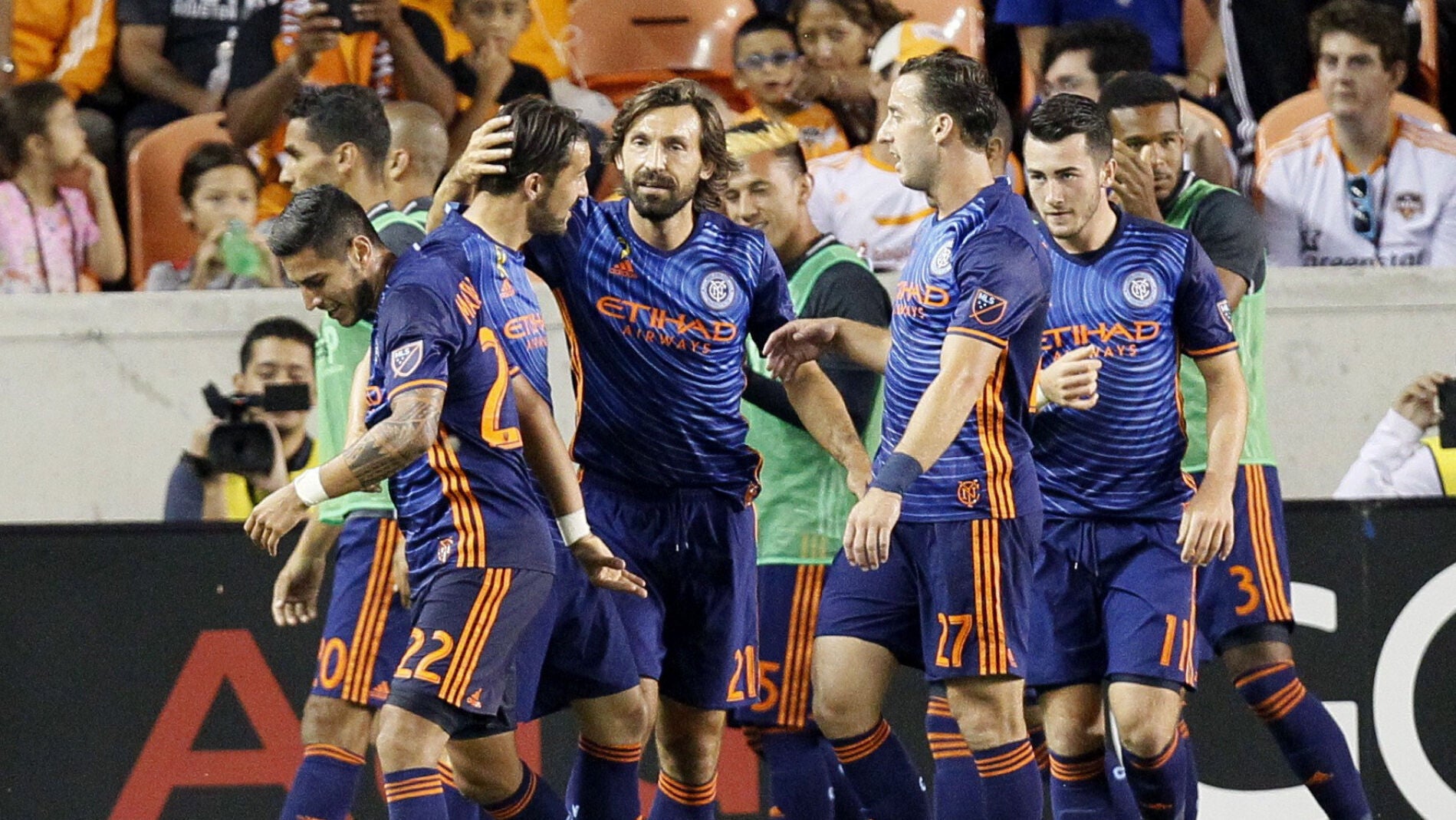 Los jugadores del New York City celebran el gol de David Villa ante el Houston Dynamo