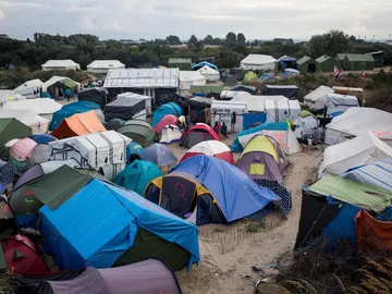 Campo de refugiados en Calais Campo de refugiados en Calais