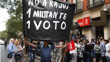 Un simpatizante del partido Un simpatizante del partido
