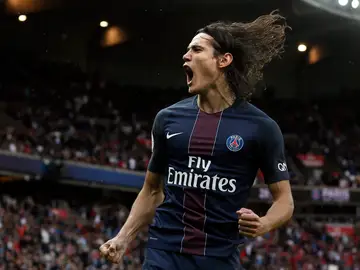 Edilson Cavani, celebrando un gol con el PSG Edilson Cavani, celebrando un gol con el PSG