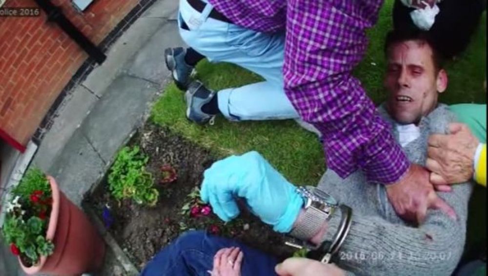 Tres ancianos capturan a un ladrón