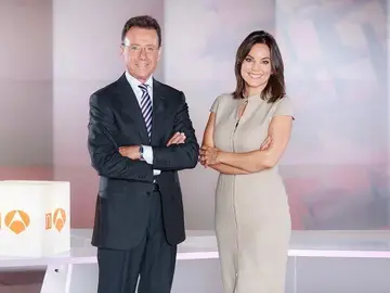 Matías Prats y Mónica Carrillo Matías Prats y Mónica Carrillo