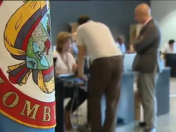 Frame 20.983705 de: Los colombianos residentes en España dicen que están "decepcionados" con el resultado Frame 20.983705 de: Los colombianos residentes en España dicen que están "decepcionados" con el resultado