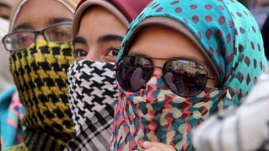 Un diputado de Egipto pide que estudiantes se sometan a 