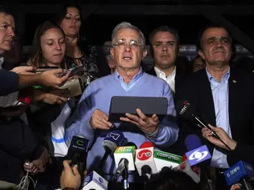 El expresidente y senador colombiano, Álvaro Uribe Vélez. El expresidente y senador colombiano, Álvaro Uribe Vélez.