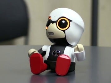 Frame 4.921688 de: El Robot mini Kirobo saldrá a la venta en 2017