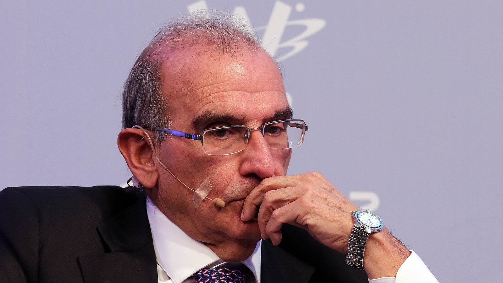 Dimite el jefe negociador del Gobierno con las FARC y pone su cargo a disposición de Santos