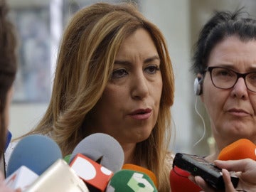 Susana Díaz ante los medios de comunicación