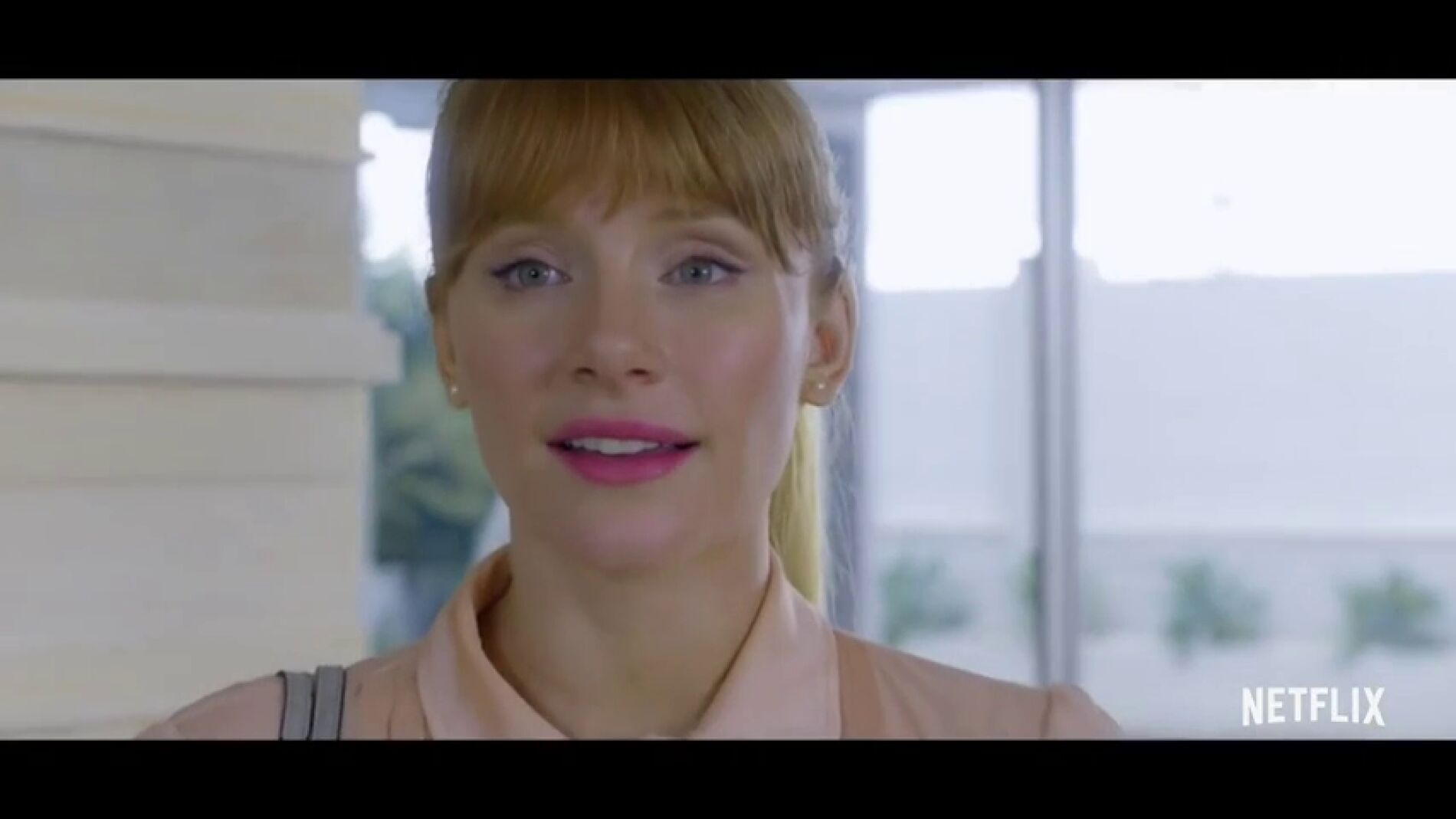 Frame 7.218206 de: Ya está aquí el tráiler de la tercera temporada de 'Black Mirror' 