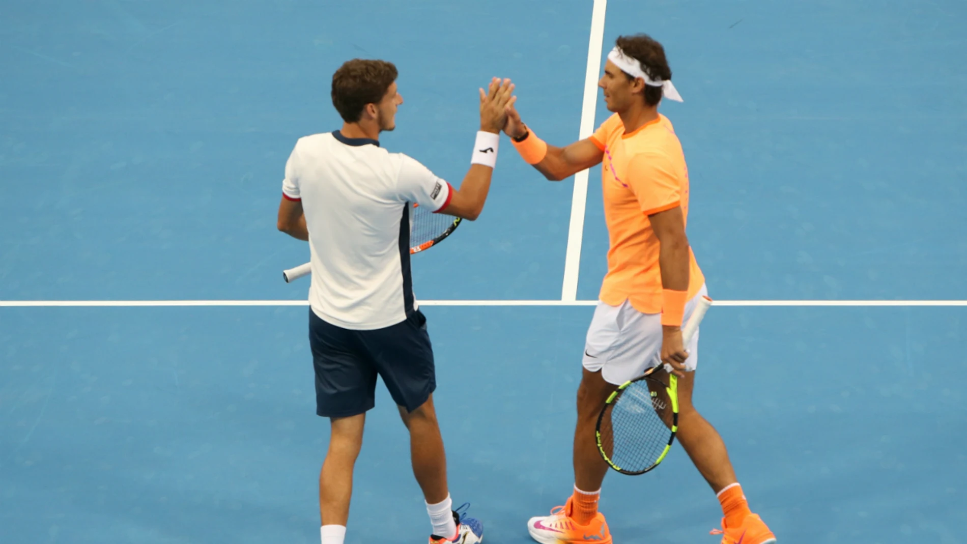 Nadal y Carreño se saludan Nadal y Carreño se saludan