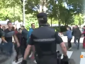 Frame 21.037276 de: okupas Frame 21.037276 de: okupas