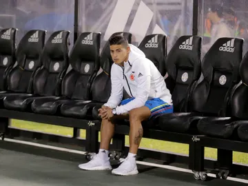 James tuvo que quedarse en el banquillo ante Paraguay James tuvo que quedarse en el banquillo ante Paraguay