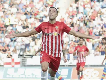 Quique fue el encargado de abrir el marcador en el Almería-Levante Quique fue el encargado de abrir el marcador en el Almería-Levante