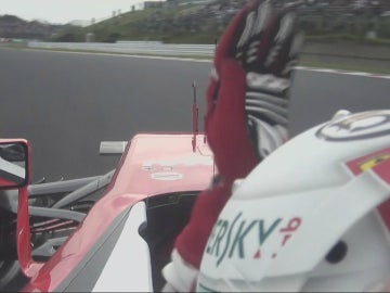 Vettel protesta a un doblado