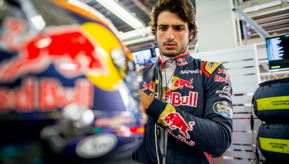 Sainz, en su box