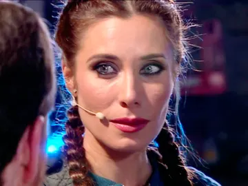 Pilar Rubio, a punto de 'rajarse', salta al vacío desde un cuarto piso Pilar Rubio, a punto de 'rajarse', salta al vacío desde un cuarto piso