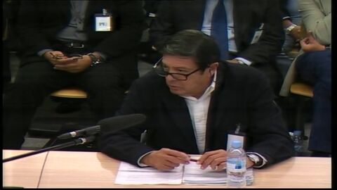 Frame 3.140466 de: Exsecretario de Caja Madrid dice que no era &eacute;l quien explicaba las tarjetas